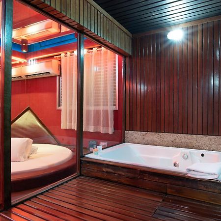 Motel Fantasy 5 เบโลโอรีซอนชี ภายนอก รูปภาพ