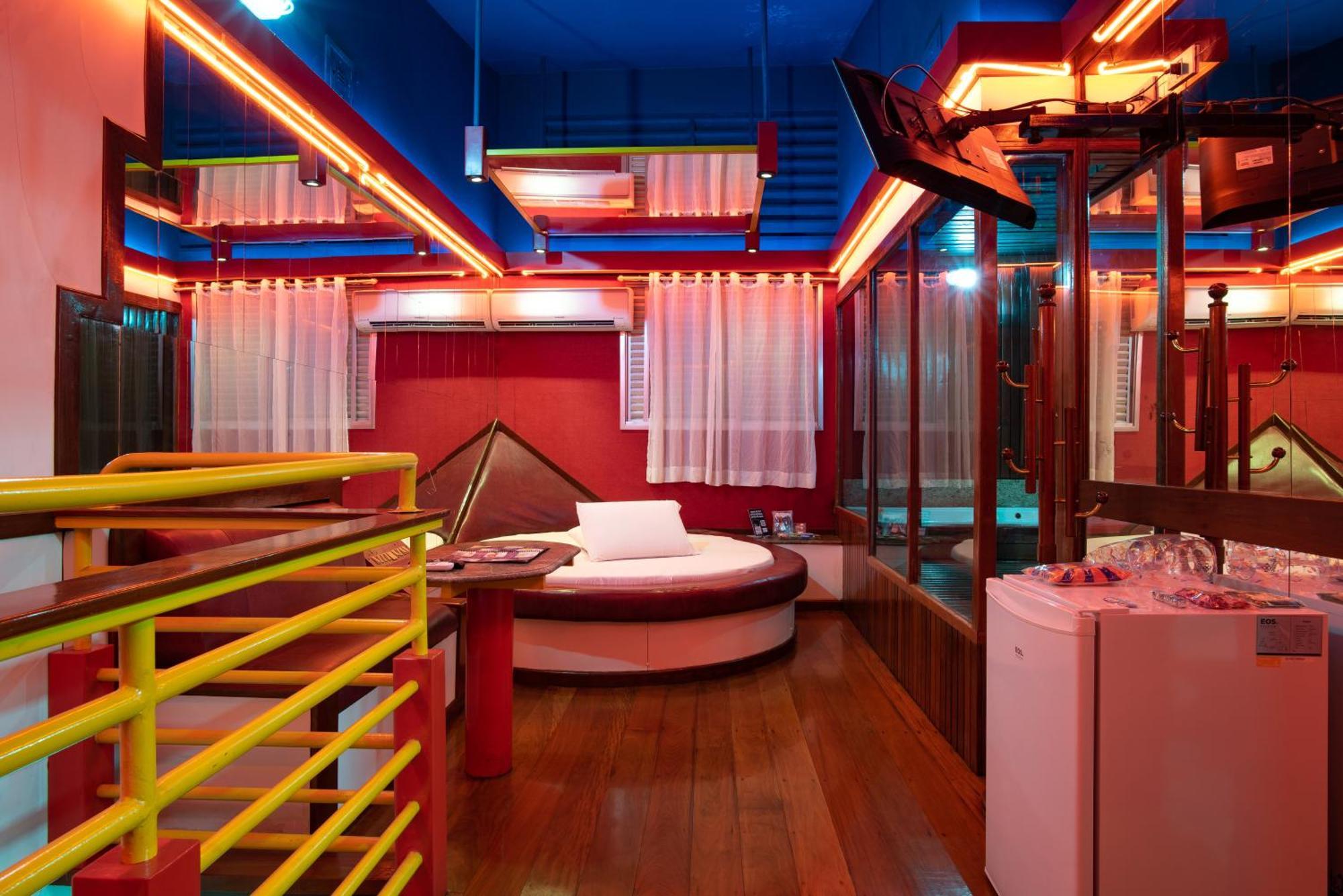 Motel Fantasy 5 เบโลโอรีซอนชี ภายนอก รูปภาพ