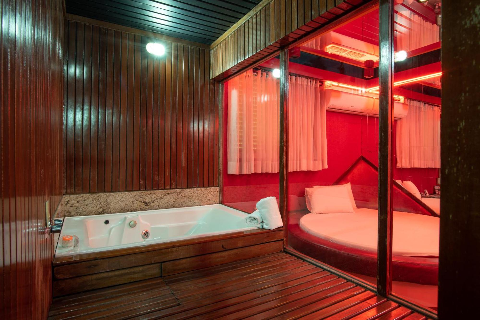 Motel Fantasy 5 เบโลโอรีซอนชี ภายนอก รูปภาพ