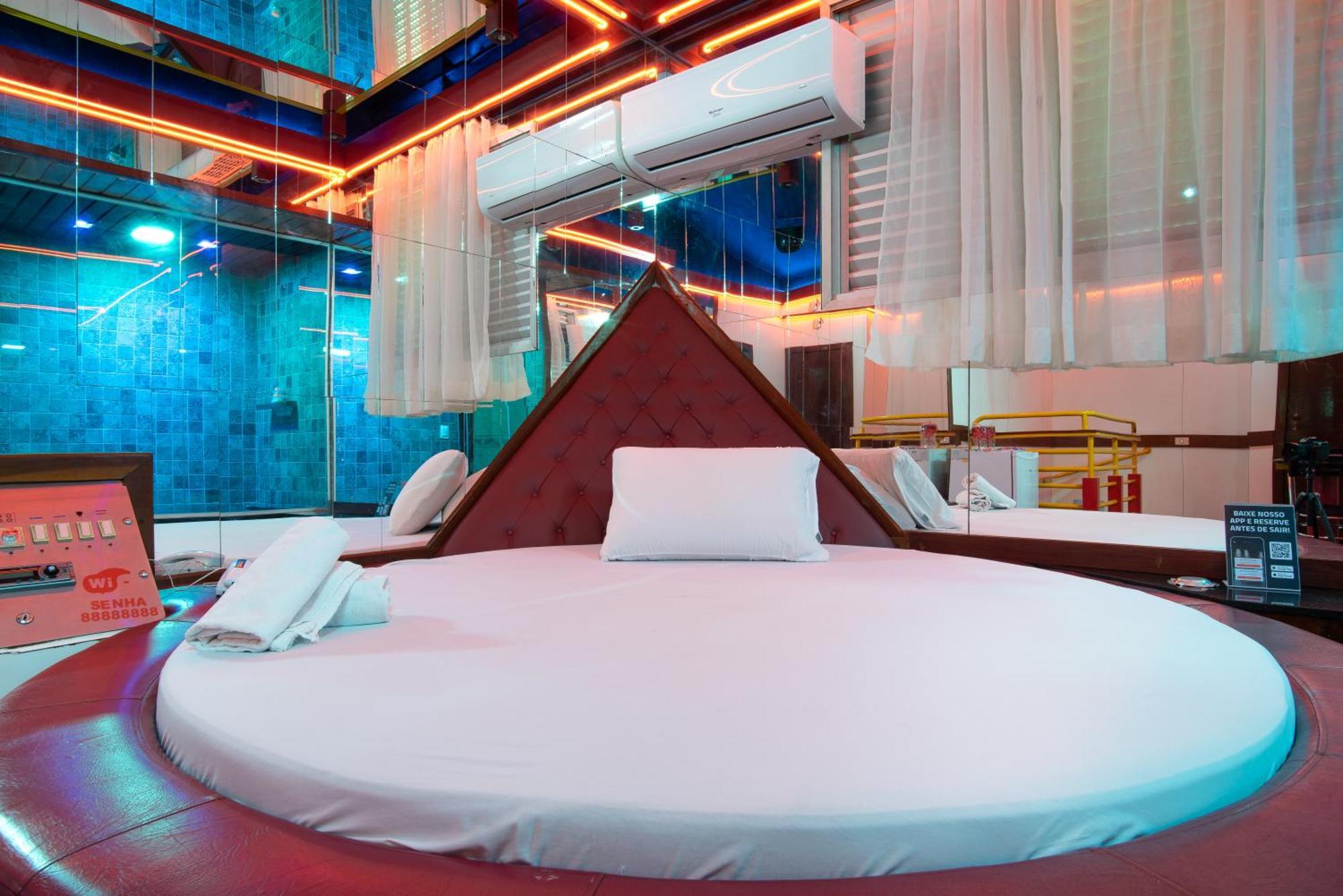Motel Fantasy 5 เบโลโอรีซอนชี ภายนอก รูปภาพ
