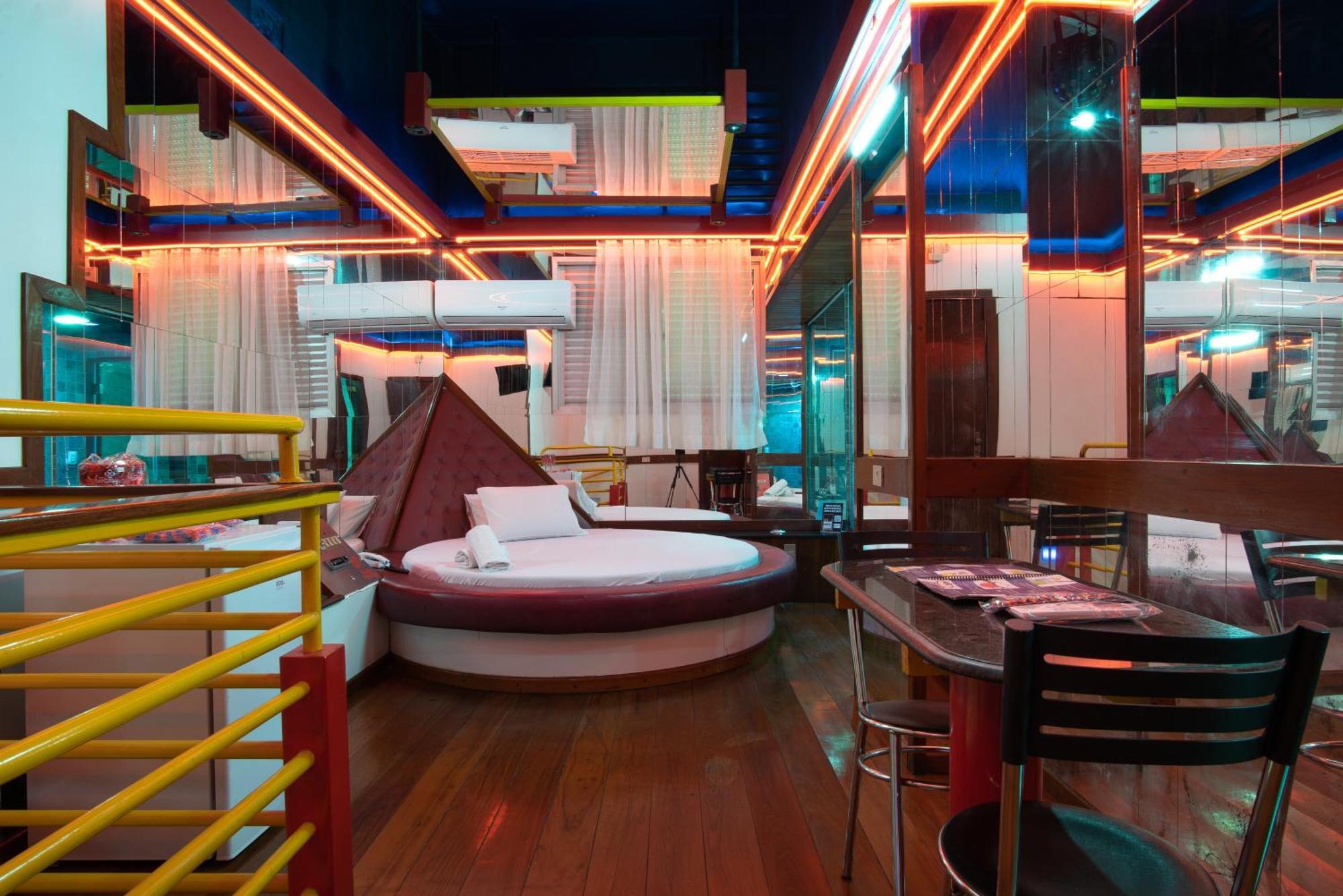 Motel Fantasy 5 เบโลโอรีซอนชี ภายนอก รูปภาพ