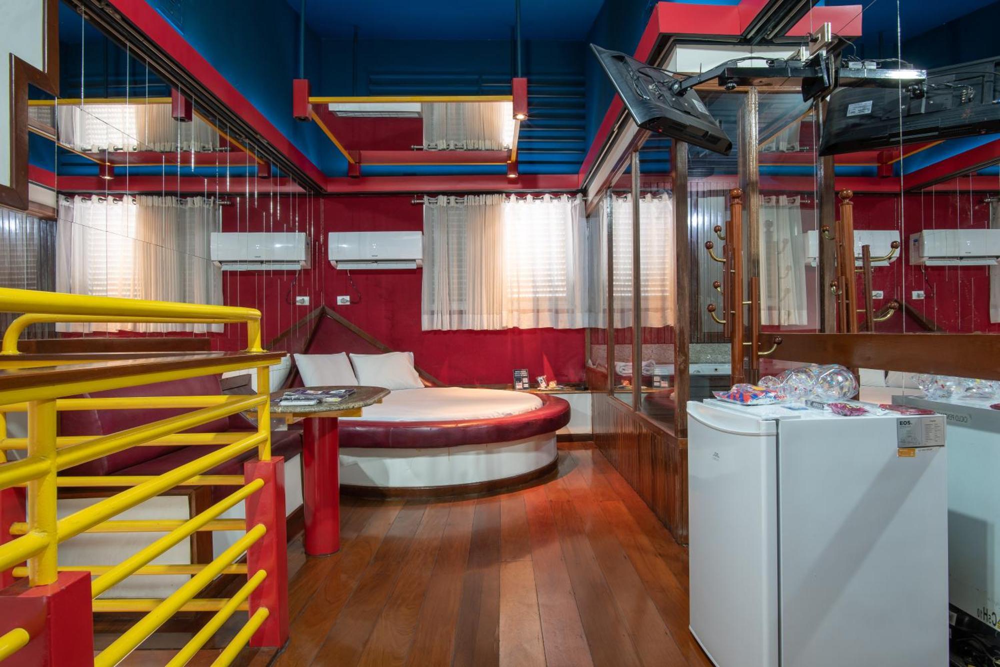 Motel Fantasy 5 เบโลโอรีซอนชี ภายนอก รูปภาพ