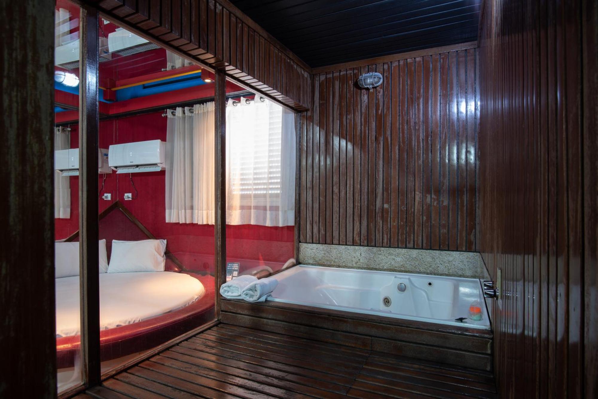 Motel Fantasy 5 เบโลโอรีซอนชี ภายนอก รูปภาพ