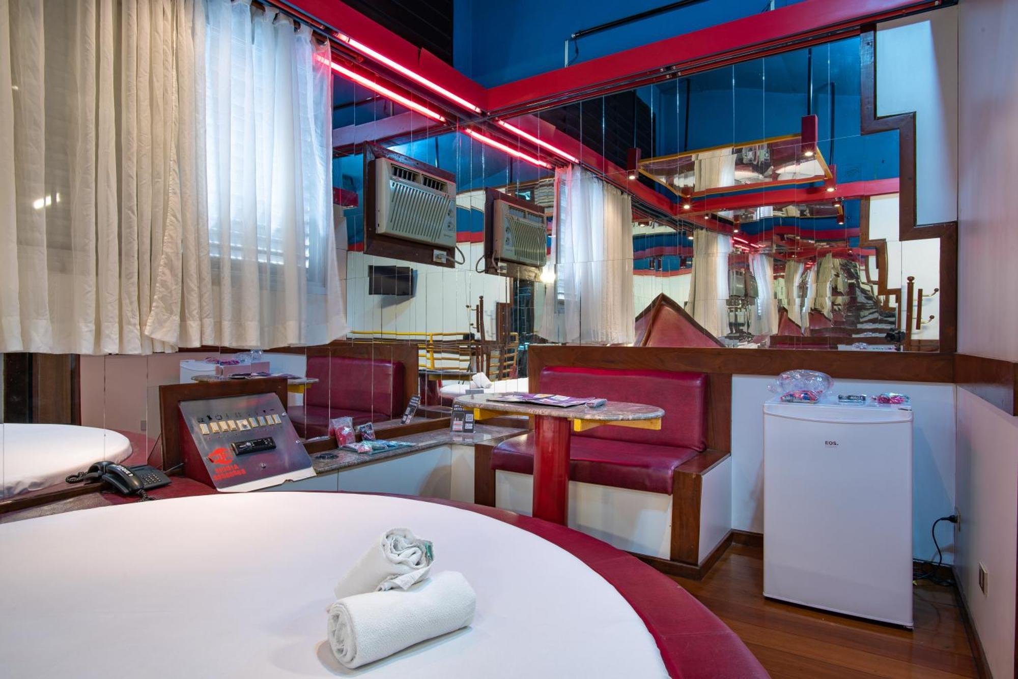 Motel Fantasy 5 เบโลโอรีซอนชี ภายนอก รูปภาพ