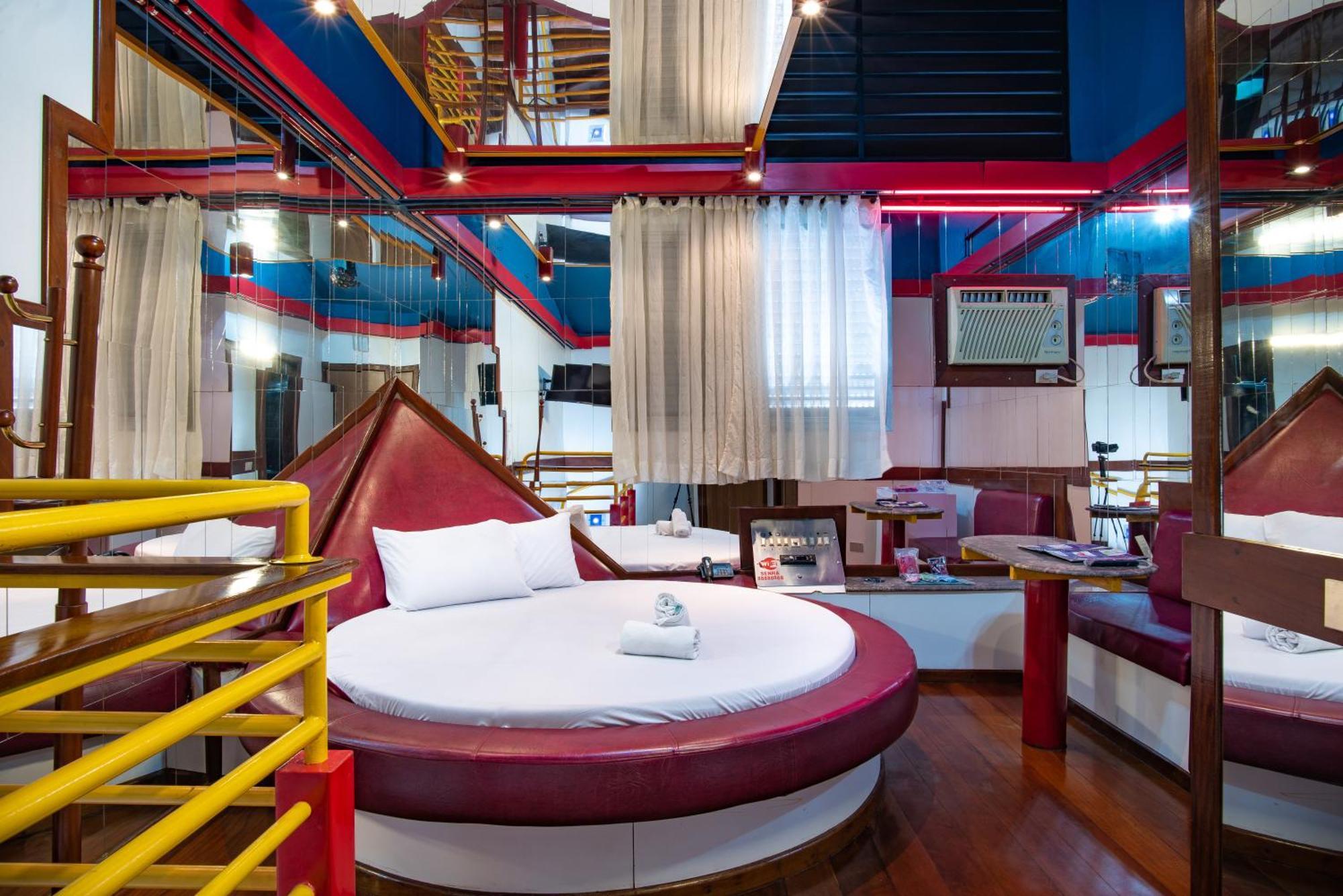 Motel Fantasy 5 เบโลโอรีซอนชี ภายนอก รูปภาพ