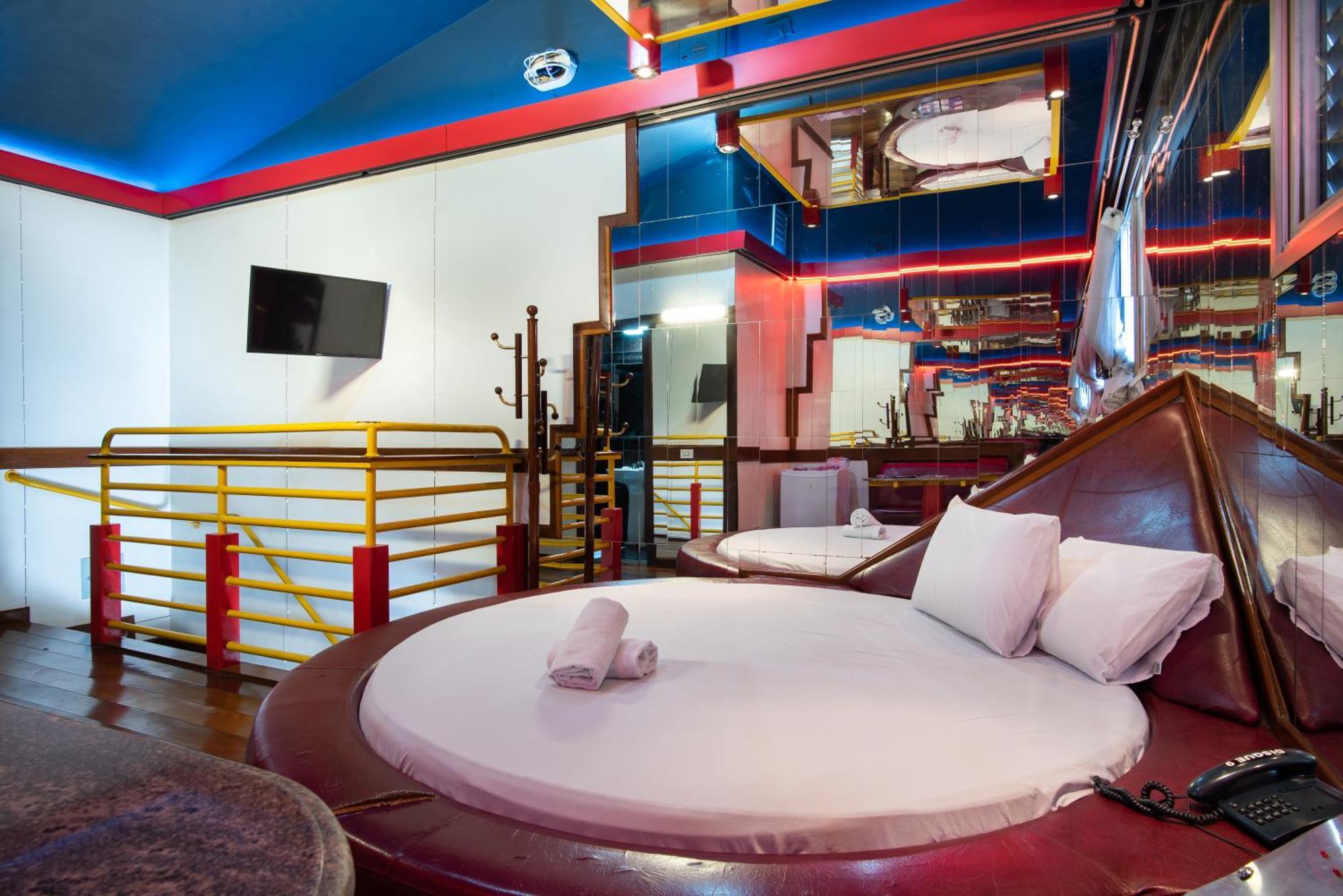 Motel Fantasy 5 เบโลโอรีซอนชี ภายนอก รูปภาพ