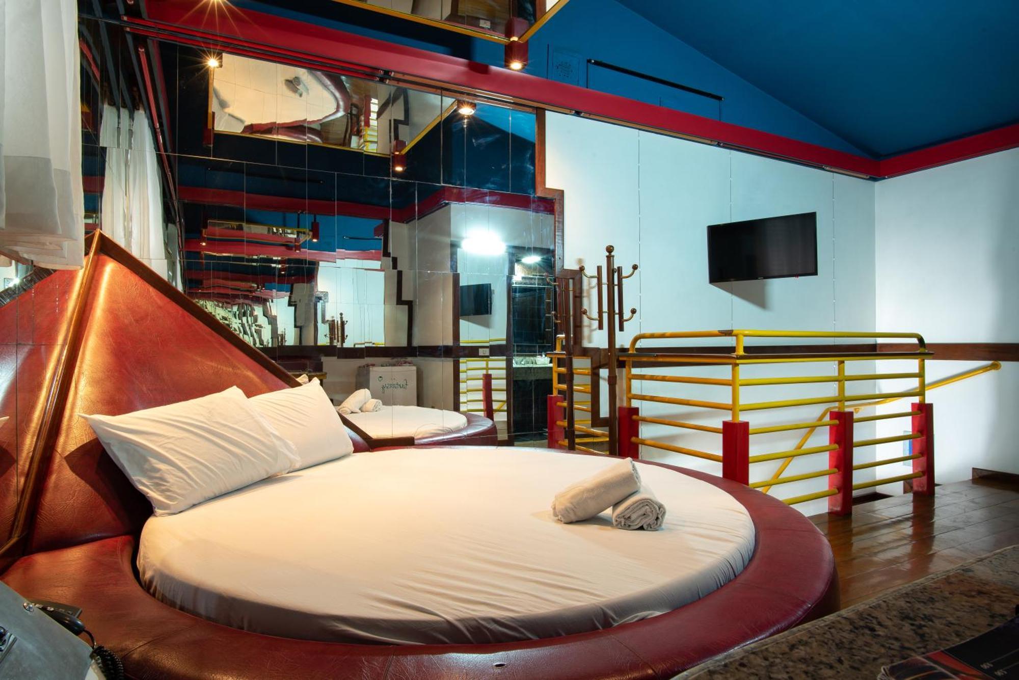 Motel Fantasy 5 เบโลโอรีซอนชี ภายนอก รูปภาพ