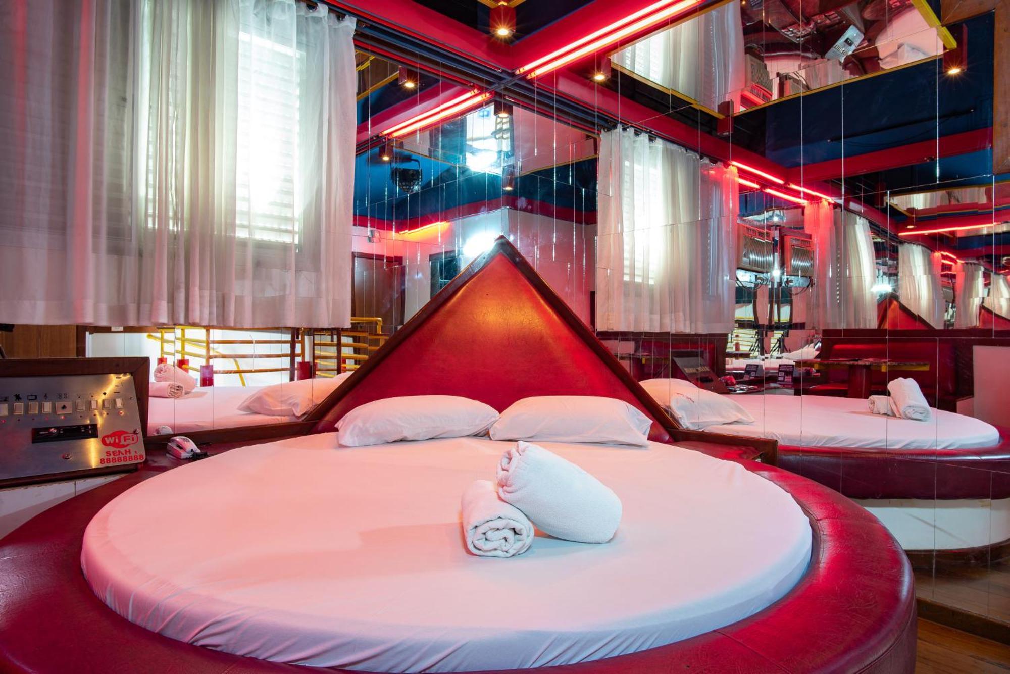 Motel Fantasy 5 เบโลโอรีซอนชี ภายนอก รูปภาพ