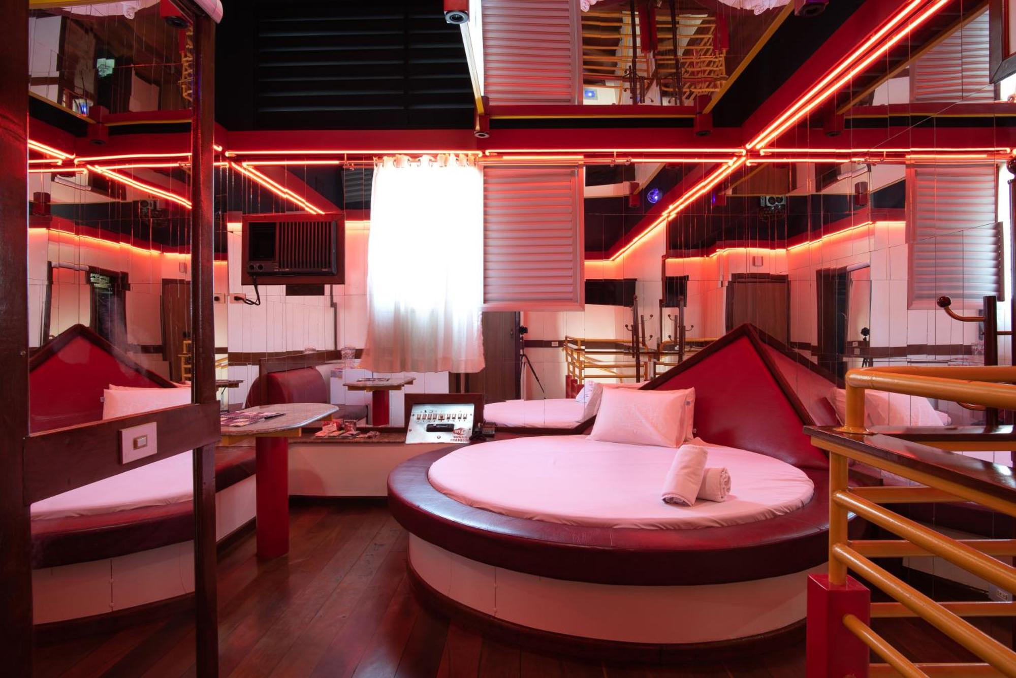 Motel Fantasy 5 เบโลโอรีซอนชี ภายนอก รูปภาพ