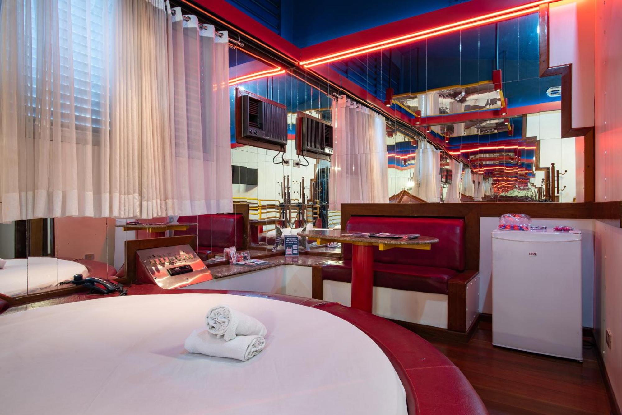 Motel Fantasy 5 เบโลโอรีซอนชี ภายนอก รูปภาพ