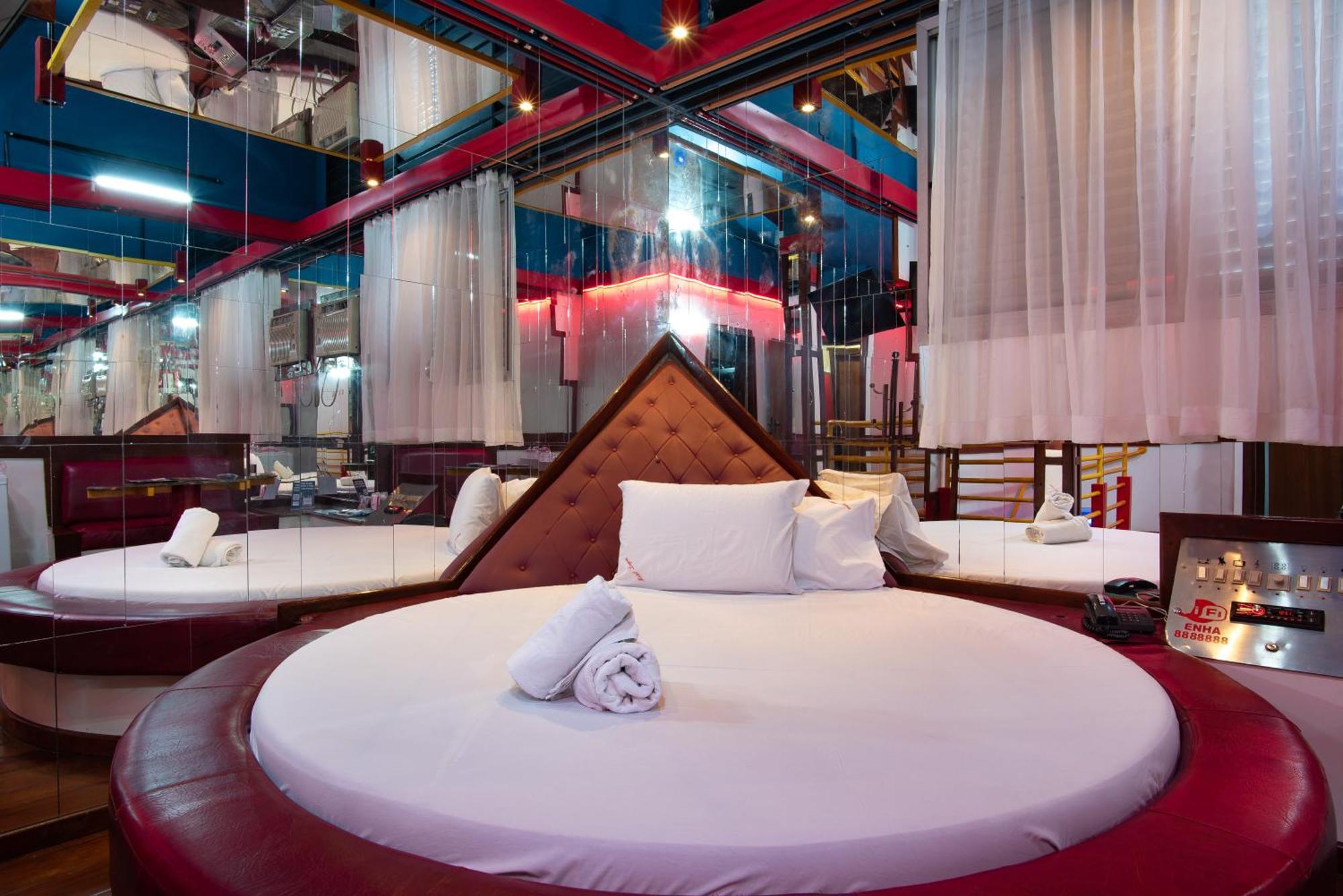 Motel Fantasy 5 เบโลโอรีซอนชี ภายนอก รูปภาพ